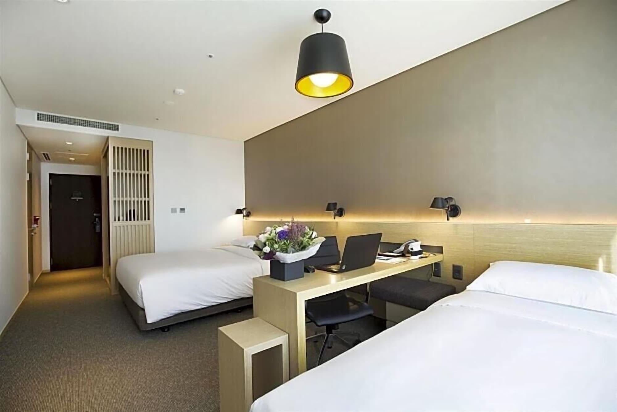 Arirang Hill Hotel Dongdaemun Сеул Экстерьер фото